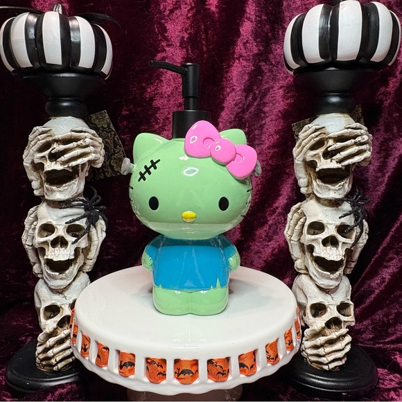 Halloween Spooky Season Sanrio Hello Kitty Frankenstein Monster Soap Dispenser - Picture 1 of 12